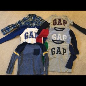 Gap lot of 5 shirts 5t and one Old Navy size 5